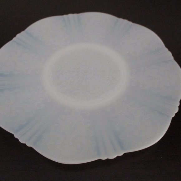 Macbeth Evans American Sweetheart White Opalescent Glass Platter - Picture 1 of 5